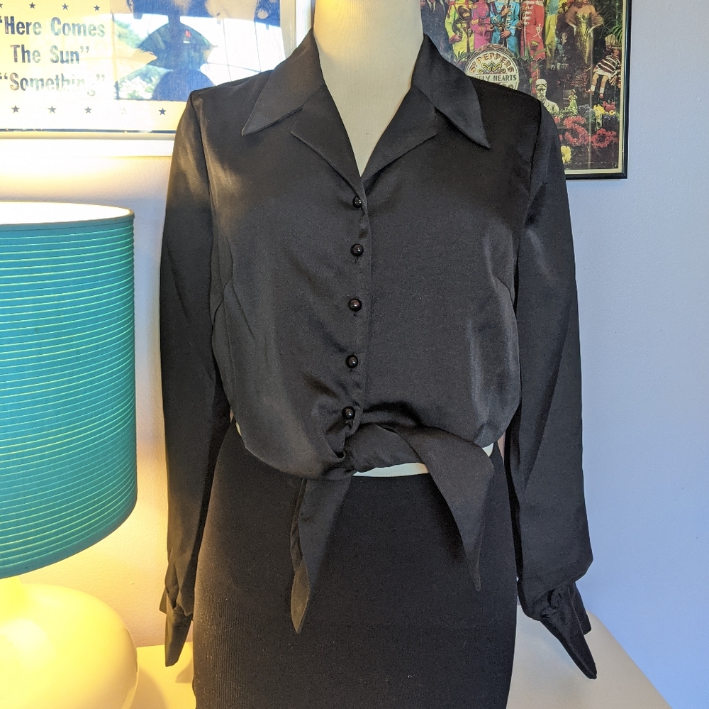 Royal Monk Medium Blouse, Black